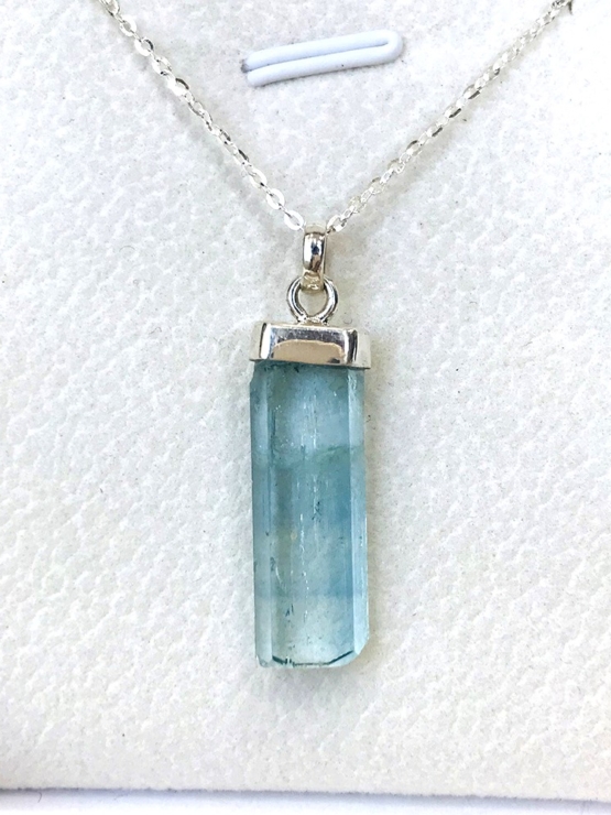 Raw aquamarine crystal pendant necklace for girls-Natural aquamarine pendant-Blue gemstone pendant