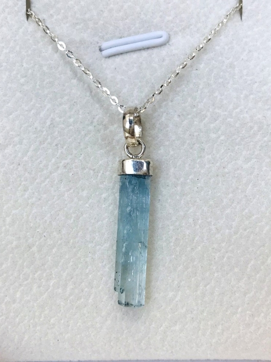 Raw aquamarine crystal pendant necklace for girls-Natural aquamarine pendant-Blue gemstone pendant