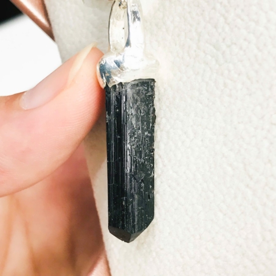 Black tourmaline pendant for men- Raw tourmaline pendant- long crystal tourmaline - Sterling silver black tourmaline pendent