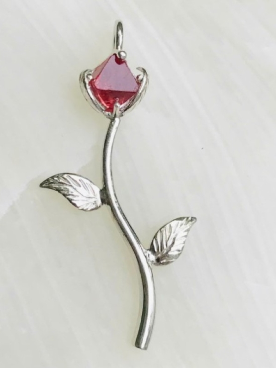 Octahedron spinel pendant Rose pendant silver spinel crystal silver pendant (1)