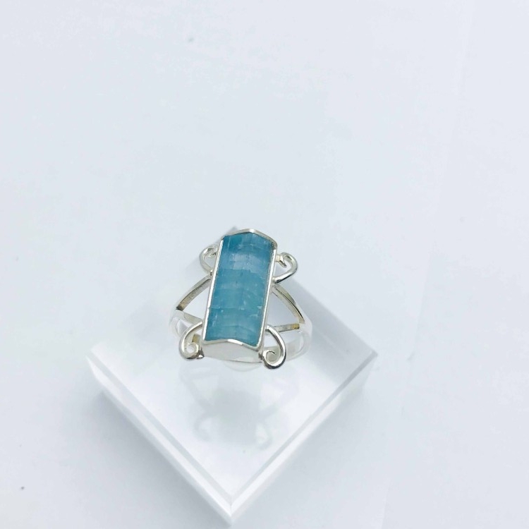 Aquamarine crystal ring for girl Raw aquamarine ring Natural aquamarine silver ring (1) natural Aquamarine crystal ring for girl Raw aquamarine ring Natural aquamarine silver ring