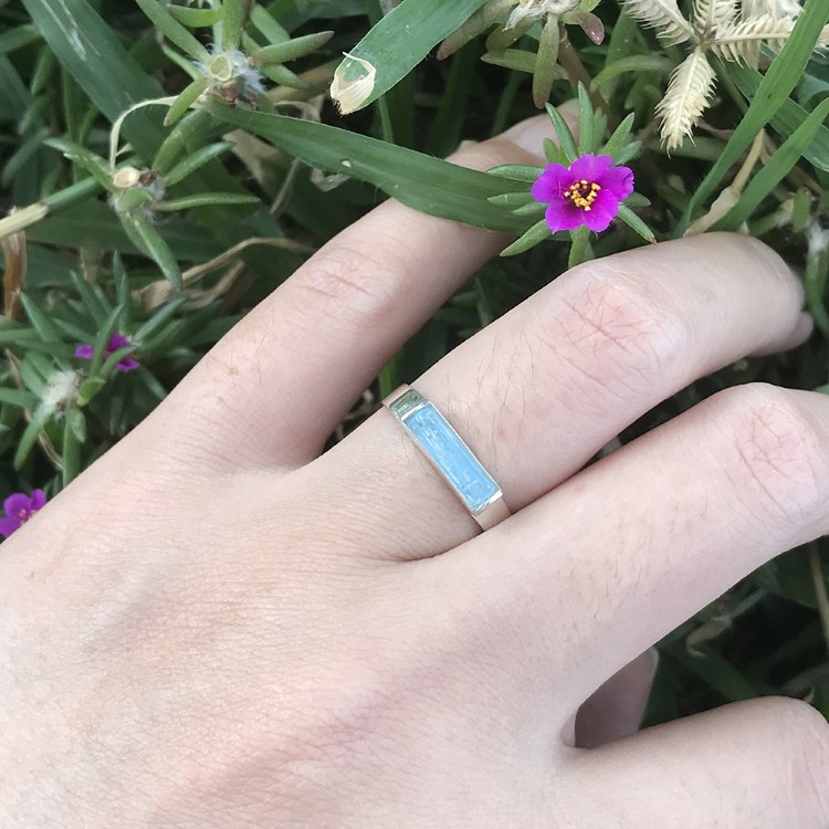 Aquamarine crystal ring for girl Raw aquamarine ring Natural aquamarine silver ring Aquamarine crystal ring for girl Raw aquamarine ring Natural aquamarine silver ring
