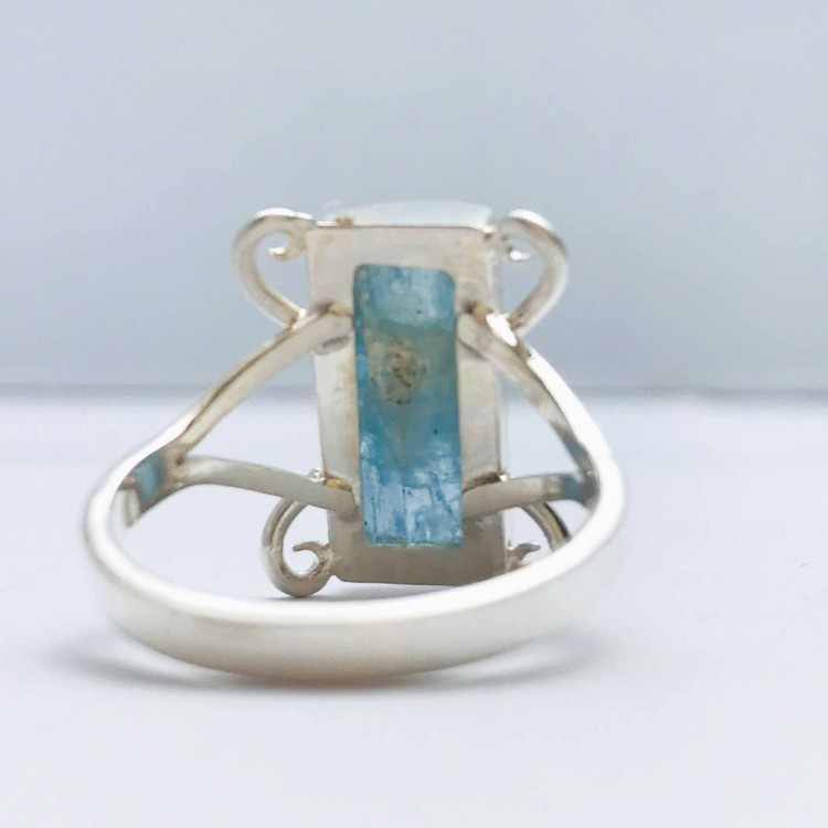 Aquamarine crystal ring for girl Raw aquamarine ring Natural aquamarine silver ring (3) natural Aquamarine crystal ring for girl Raw aquamarine ring Natural aquamarine silver ring