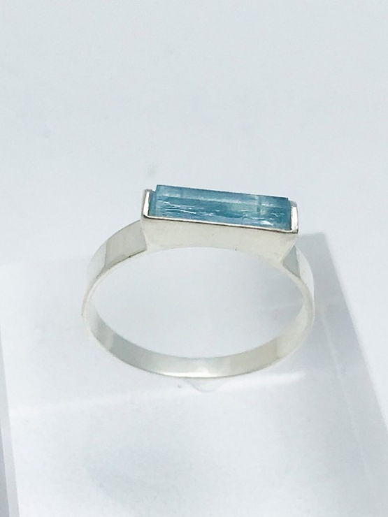 Aquamarine crystal ring for girl Raw aquamarine ring Natural aquamarine silver ring