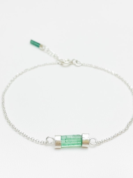 Dainty green tourmaline bracelet for girls-natural green tourmaline bracelet-tiny tourmaline bracelet for women
