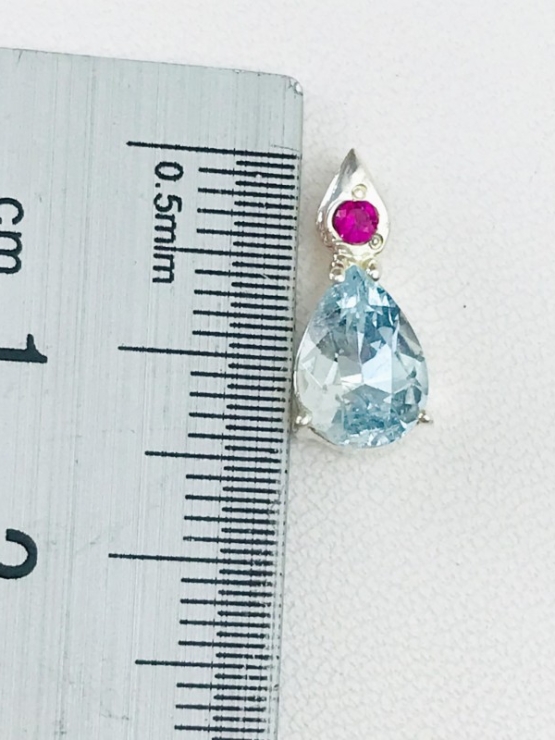 Waterdrop aquamarine pendant Facted aquamarine pendant Natural aquamarine pendant