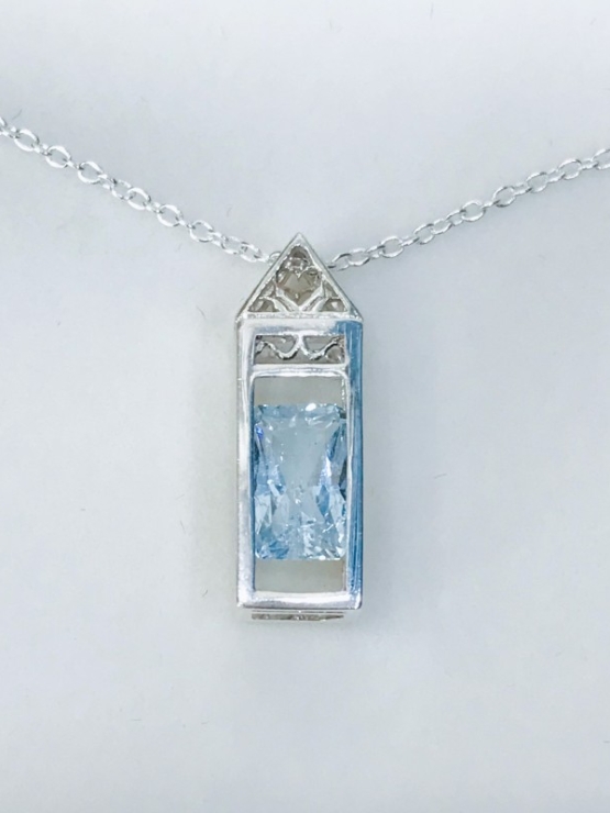 Rectangle aquamarine pendant Facted aquamarine pendant Natural aquamarine pendant