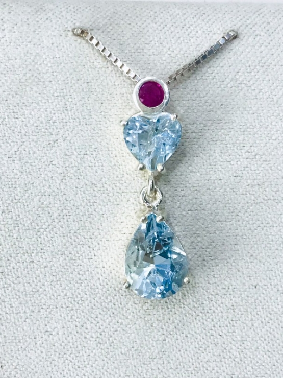 Waterdrop aquamarine pendant
