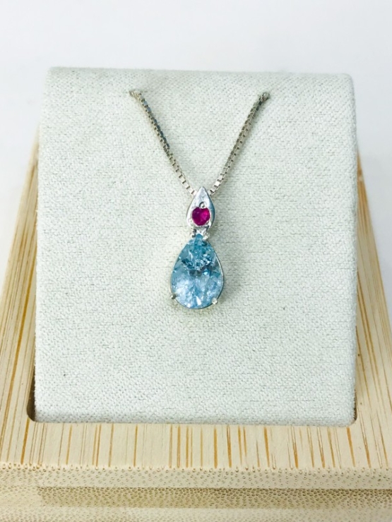 Waterdrop aquamarine pendant
