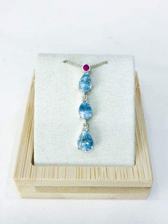 Waterdrop aquamarine pendant