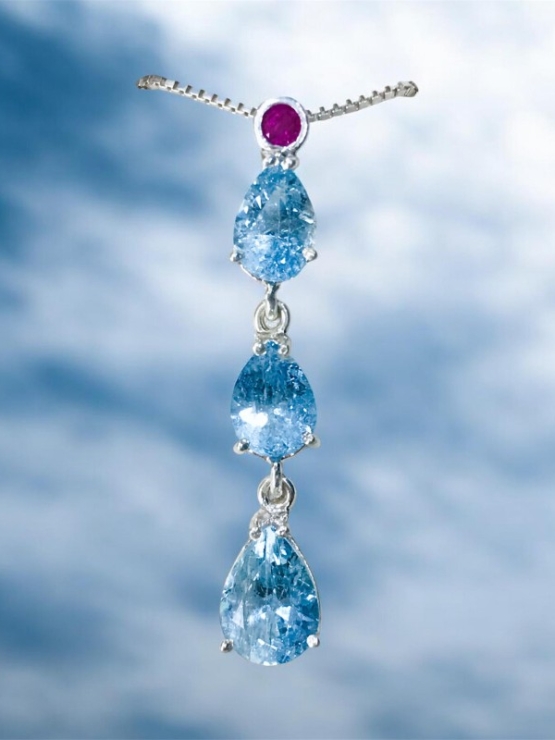 Waterdrop aquamarine pendant