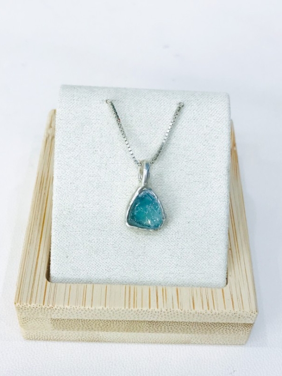 Raw indicolite tourmaline pendant necklace for girls blue tourmaline pendant paraiba tourmaline pendant