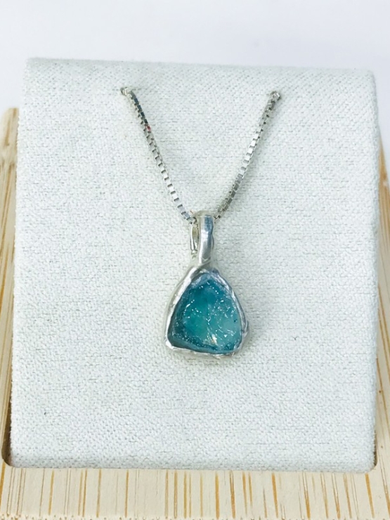 Raw indicolite tourmaline pendant necklace for girls blue tourmaline pendant paraiba tourmaline pendant