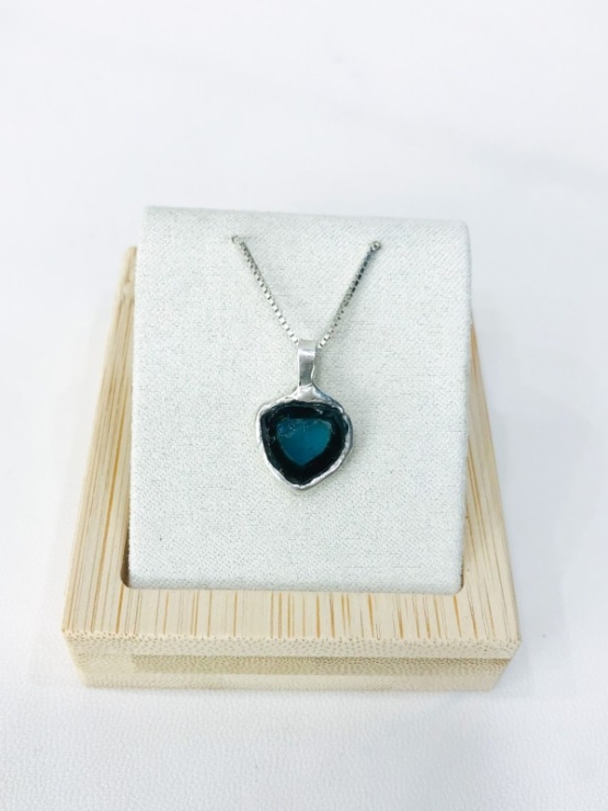 Raw indicolite tourmaline pendant necklace for girls blue tourmaline pendant paraiba tourmaline pendant