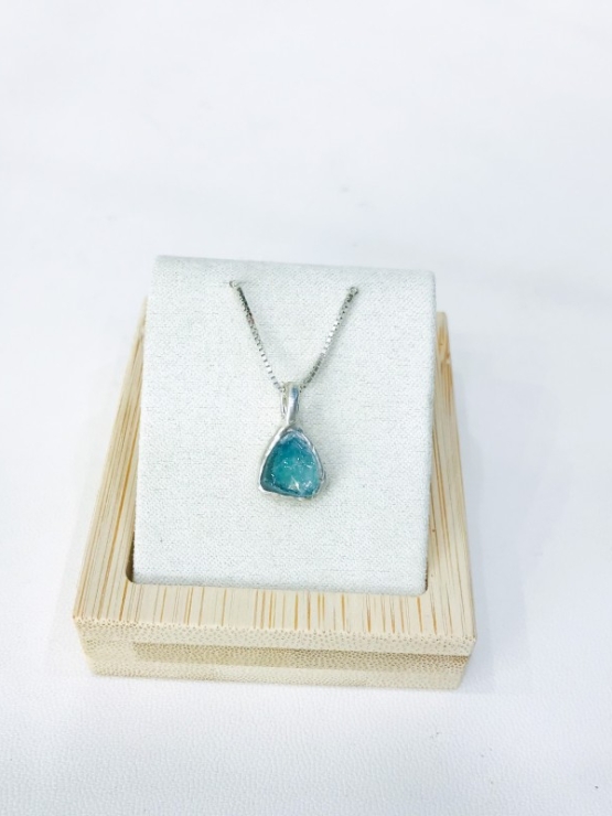 Raw indicolite tourmaline pendant necklace for girls blue tourmaline pendant paraiba tourmaline pendant