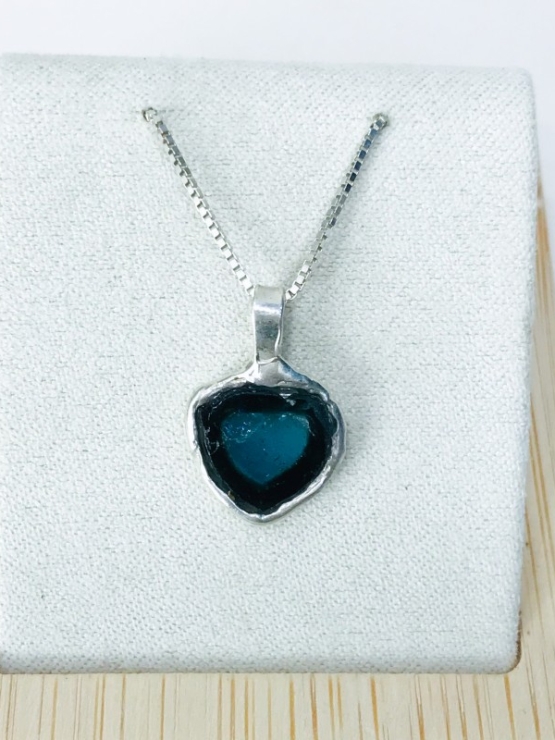 Raw indicolite tourmaline pendant necklace for girls blue tourmaline pendant paraiba tourmaline pendant