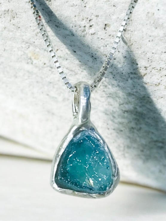 Raw indicolite tourmaline pendant necklace for girls blue tourmaline pendant paraiba tourmaline pendant